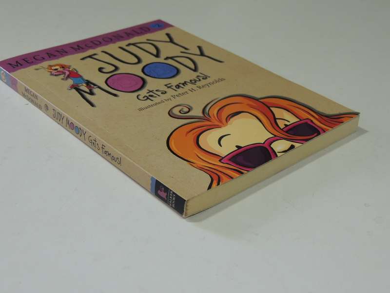 Judy Moody -  Gets Famous! No 2 - Megan McDonald