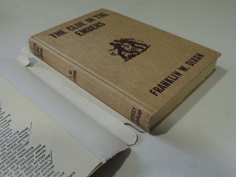 The Clue In The Embers - Franklin W. Dixon   Circa 1950s