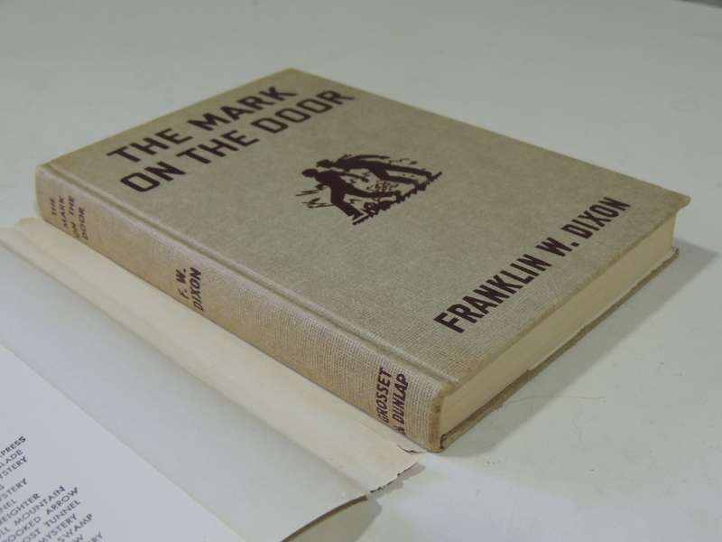 The Mark On The Door - Franklin W. Dixon   Circa 1950s