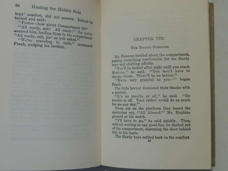 Hunting For Hidden Gold - Franklin W. Dixon      Circa 1950s