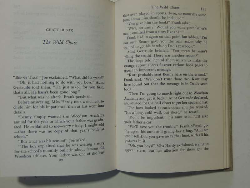 The Yellow Feather Mystery  - Franklin W. Dixon   Circa 1950s