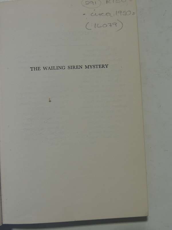 The Wailing Siren Mystery - Franklin W. Dixon   Circa 1950s
