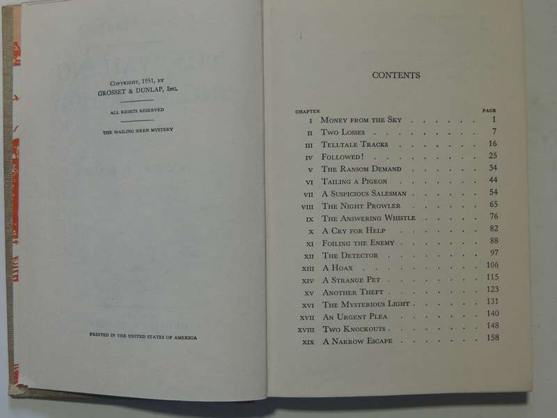 The Wailing Siren Mystery - Franklin W. Dixon   Circa 1950s