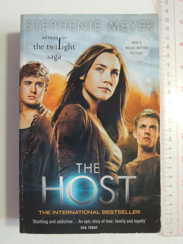 The Host - Stephanie Meyer