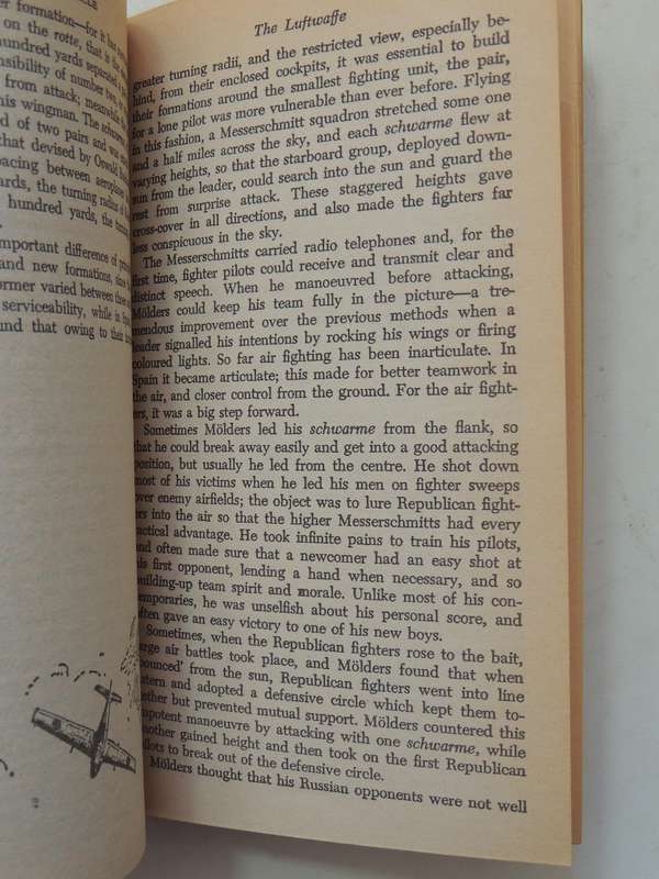 Full Circle: The Tactics Of Air Fighting 1914-1964- Group Captain J.E. Johnson