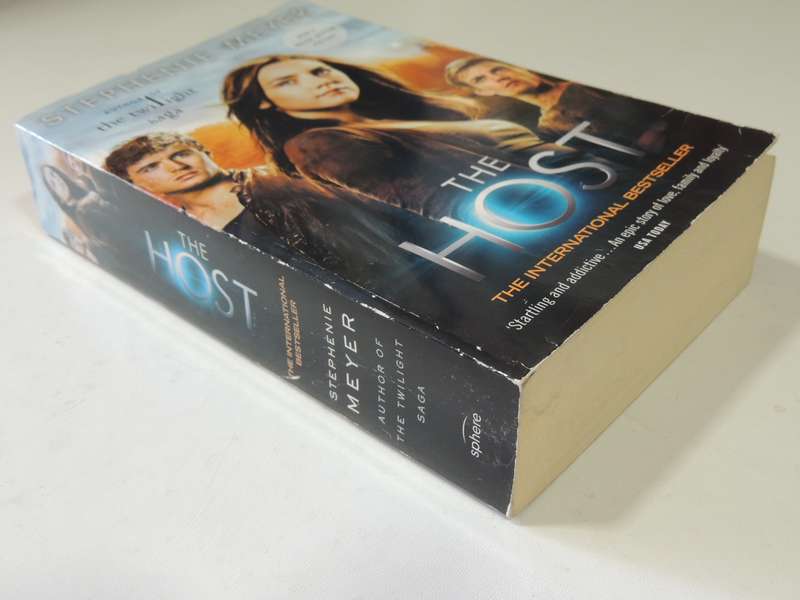 The Host - Stephanie Meyer