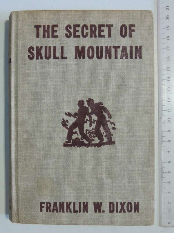 The Secret Of Skull Mountain - Franklin W. Dixon  Circa 1950s