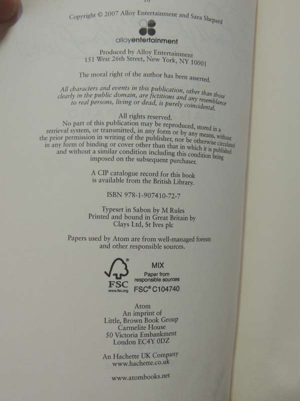 Flawless - Pretty Little Liars Book 2 - Sara Shepard