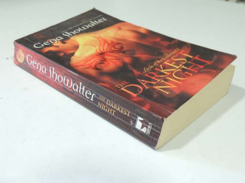 The Darkest Night - Lords Of The Underworld- Gena Showalter