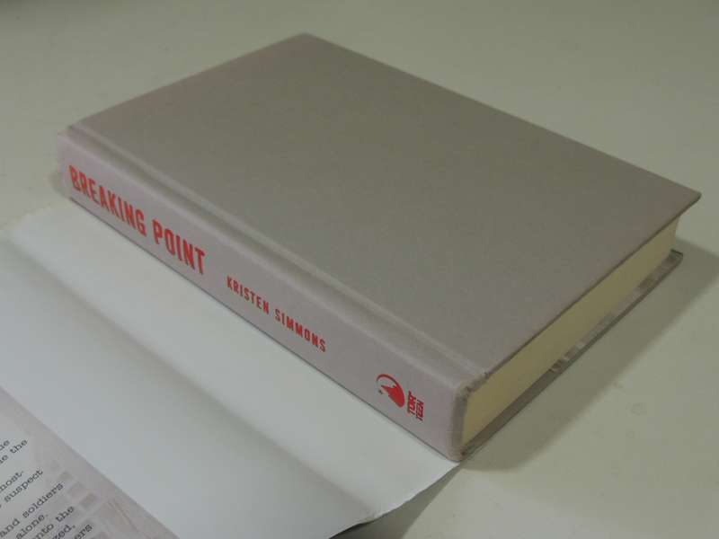 Breaking Point - Kristen Simmons