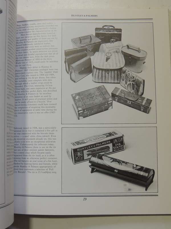 Decorative Printed Tins: The Golden Age Of Printed Tin Packaging - David Griffith