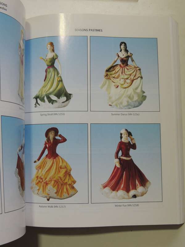 A Charlton Standard Catalogue: Royal Doulton Figurines (12th Edition) - Jean Dale