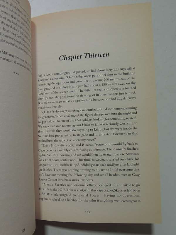 Bloodsong: First Hand Accounts Of  A Modern Private Army In Action Angola 1993-1995 - Jim Hooper
