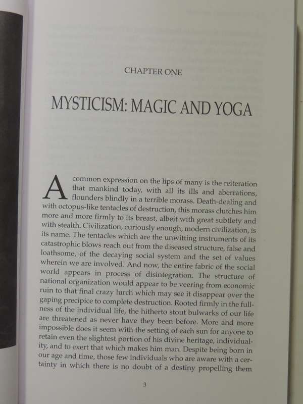 The Tree Of Life: An Illustrated Study In Magic - Israel Regardie