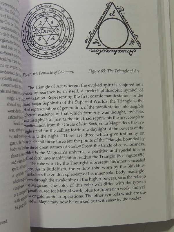 The Tree Of Life: An Illustrated Study In Magic - Israel Regardie
