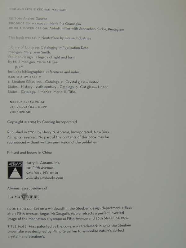 Steuben Design: A Legacy Of Light And Form - M.J. Madigan