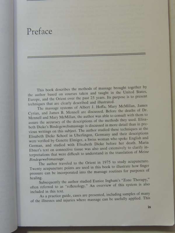 Healing Massage Techniques: A Study Of Eastern And Western Methods - Frances M. Tappan