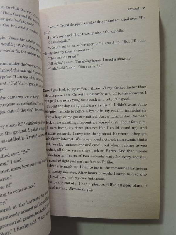 Artemis - Andy Weir