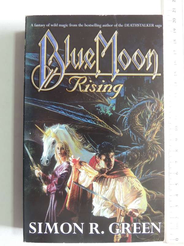 Blue Moon Rising - Simon R. Green