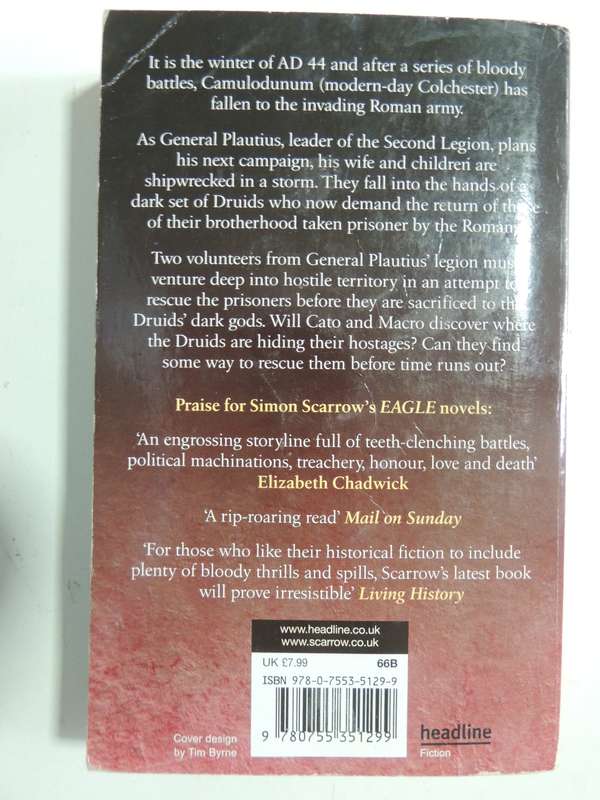 When The Eagle Hunts - Simon Scarrow