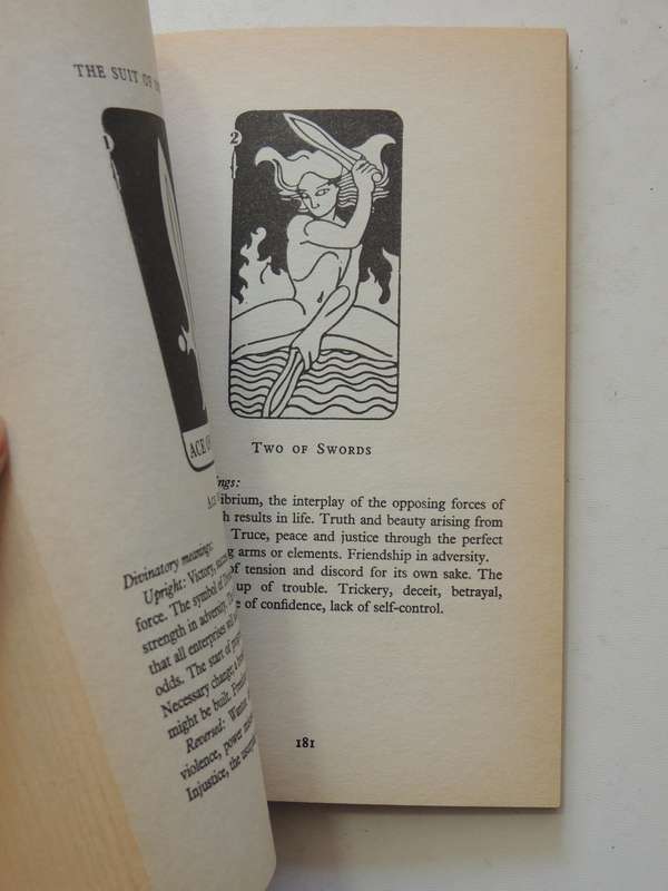 The Tarot - The Origins, Meaning, and Uses of the Cards - Alfred Douglas