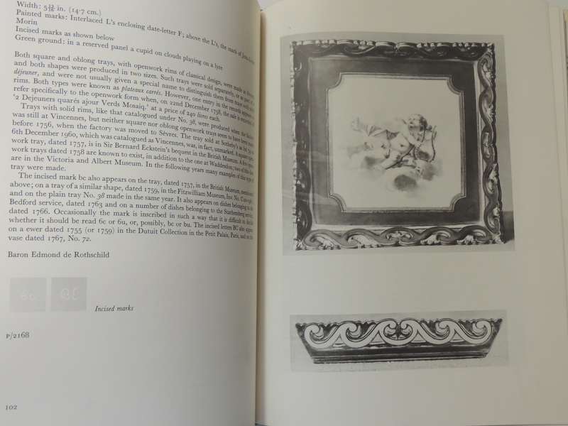 The James A. De Rothschild Collection At Waddesdon Manor: Sevres Porcelain - Svend Eriksen