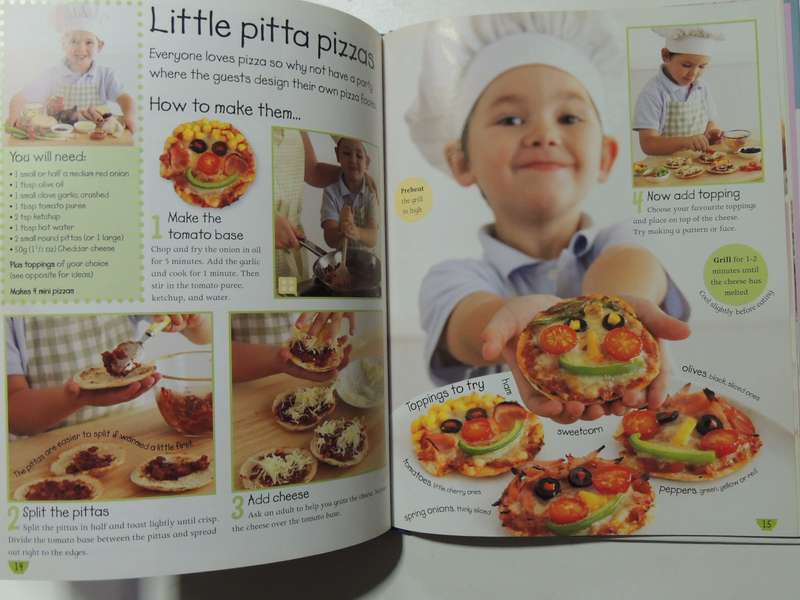 Mummy and Me CookBook- Annabel Karmel  DK