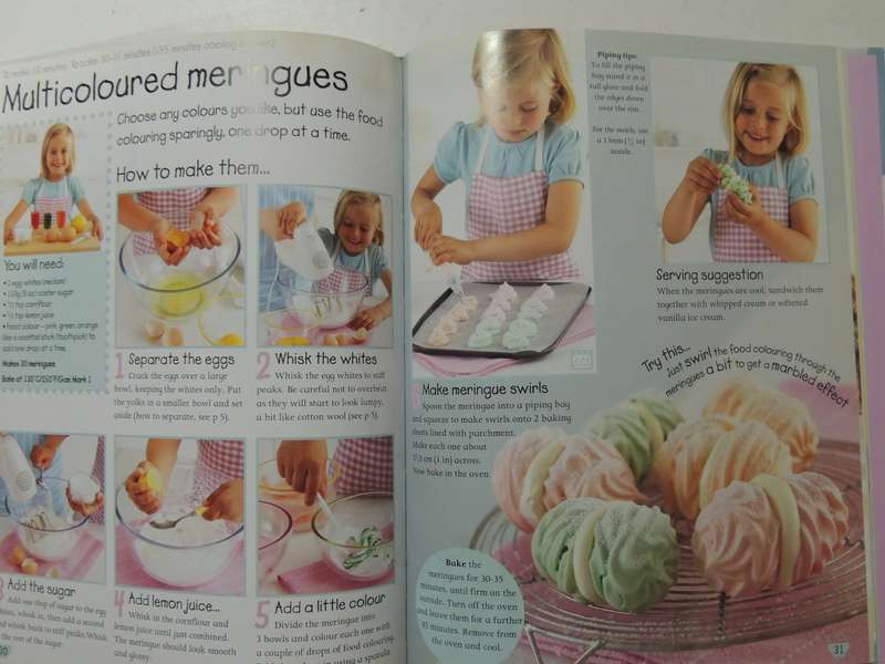 Mummy and Me CookBook- Annabel Karmel  DK