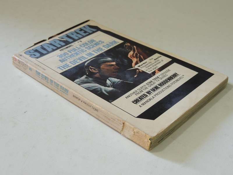 StarTrek Fotonovel # 9: The Devil In The Dark - Gene L. Coon    (as is, see description)