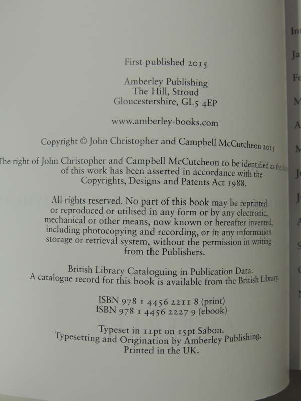 The Second World War In Photographs: 1942 On The Offensive - John Christopher & Campbell McCutcheon