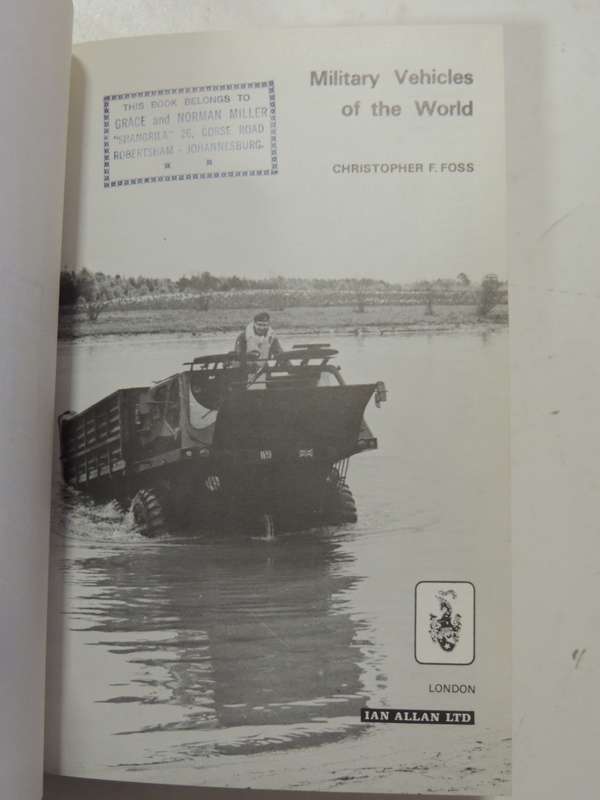 Military Vehicles Of The World - Christopher F. Foss      2nd Edition 1978
