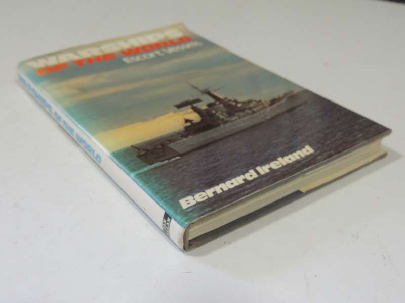 Warships Of The World: Escort Vessels  - Bernard Ireland