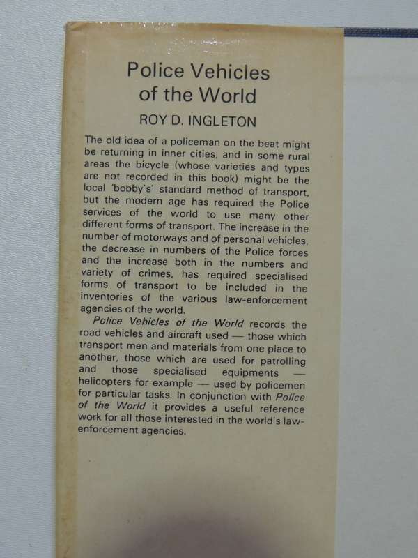 Police Vehicles Of The World - Roy D. Ingleton