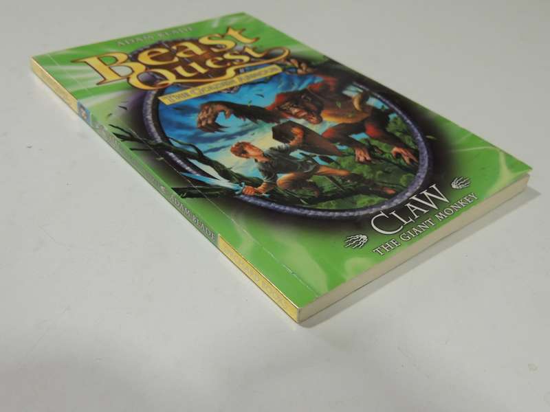 Beast Quest The Golden Armour: Claw - The Giant Monkey - Adam Blade    NO CARDS
