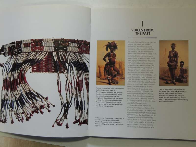 Speaking With Beads: Zulu Arts From Southern Africa- Jean Morris, Eleanor Preston-Whyte
