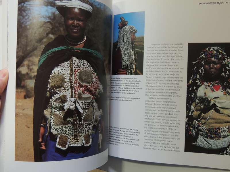 Speaking With Beads: Zulu Arts From Southern Africa- Jean Morris, Eleanor Preston-Whyte