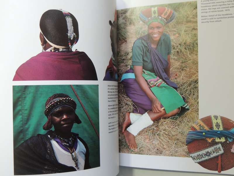 Speaking With Beads: Zulu Arts From Southern Africa- Jean Morris, Eleanor Preston-Whyte