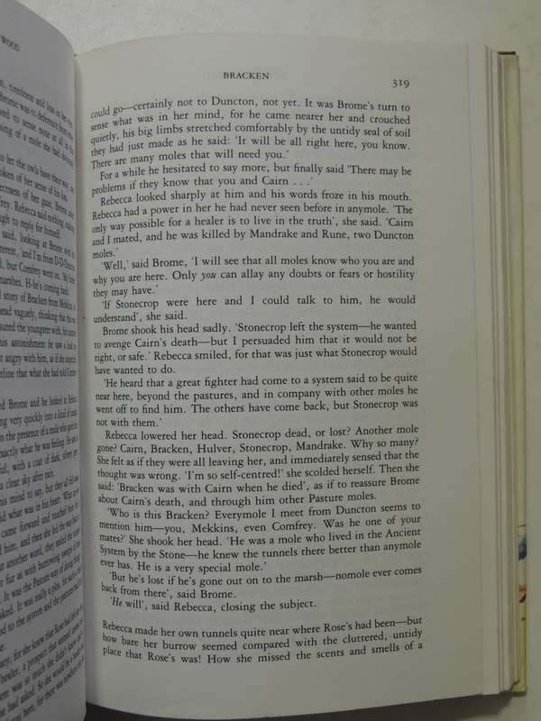 Duncton Wood - William Horwood  FIRST EDITION 1980