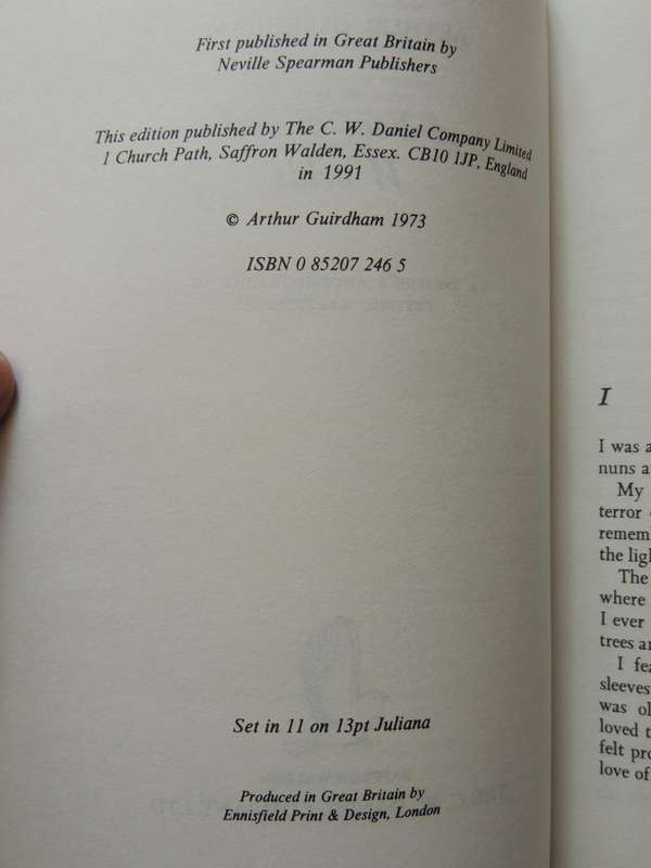 A Foot In Both Worlds: A Doctor's Autobiography Of Psychic Experience - Aurthur Guirdhan