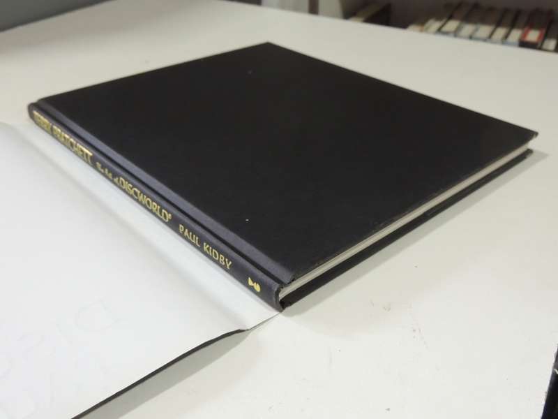 The Art of Discworld - Illustrated by Paul Kirby - Terry Pratchett      HARD COVER  First Edition