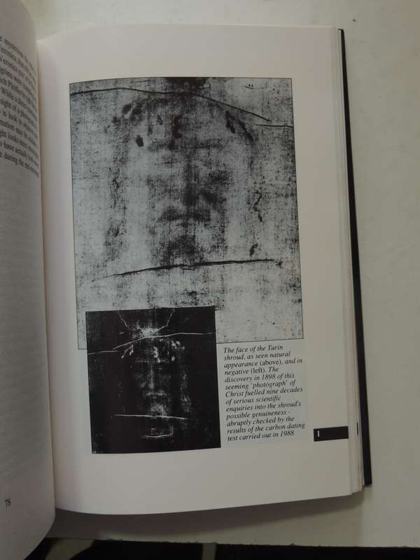 Holy Faces, Secret Places: The Quest For Jesus' True Likeness- Ian Wilson
