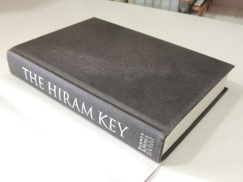 The Hiram Key: Pharaohs, Freemasons & Discovery Of Secret Scrolls Of JesusChristopher Knight, R L