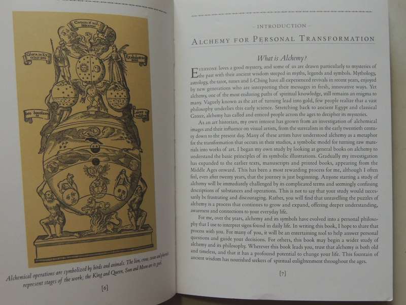 The Alchemy Stones: Use The Wisdom Of The Ancient Alchemists To Transform Your Life - M.E. Warlick