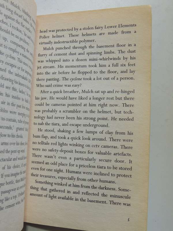 Artemis Fowl, The Seventh Dwarf- Eoin Colfer
