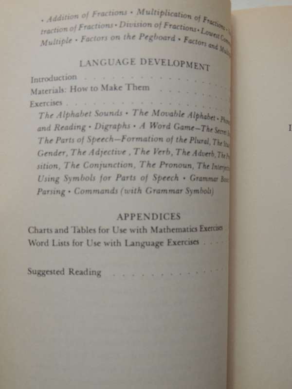 Teaching Montessori In The Home: The Pre-School Years  - Elizabeth G. Hainstock