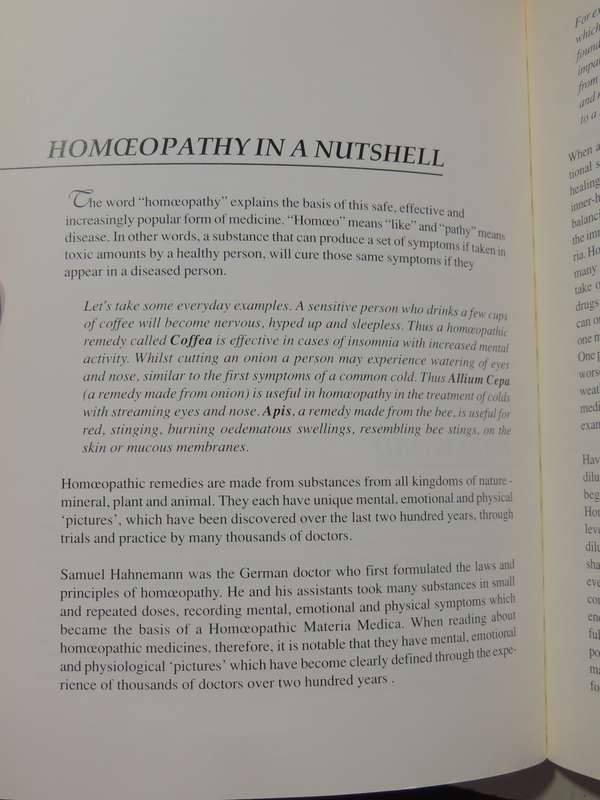 The Homoeopathic Family Guide:Classical Homoepathic Remedies For Common Ailments - Dr Berkeley Digby