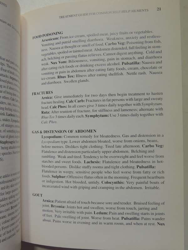 The Homoeopathic Family Guide:Classical Homoepathic Remedies For Common Ailments - Dr Berkeley Digby
