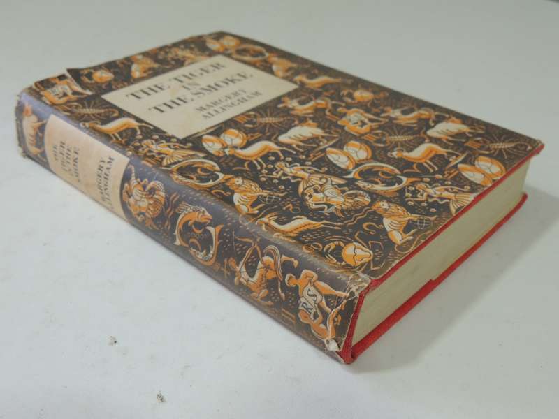 The Tiger In The Smoke- Margery Allingham