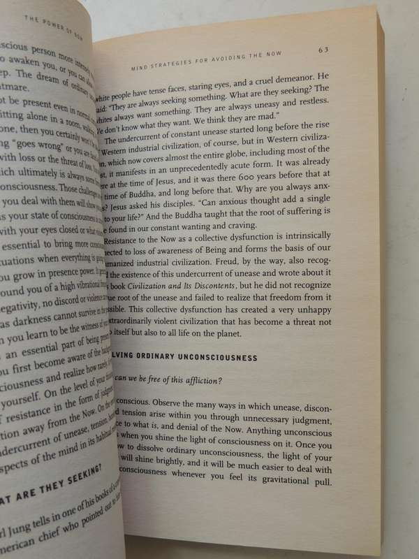 The Power Of Now: A Guide To Spiritual Enlightment - Eckhart Tolle