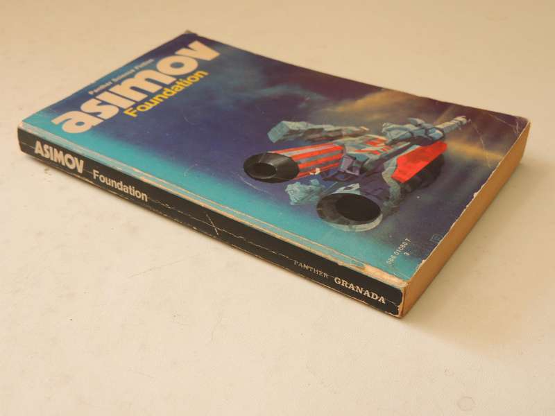 Foundation - Book One of the Foundation Saga - Isaac Asimov